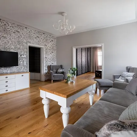 Szafran - Sudeckie Historie Apartment Duszniki Zdrój