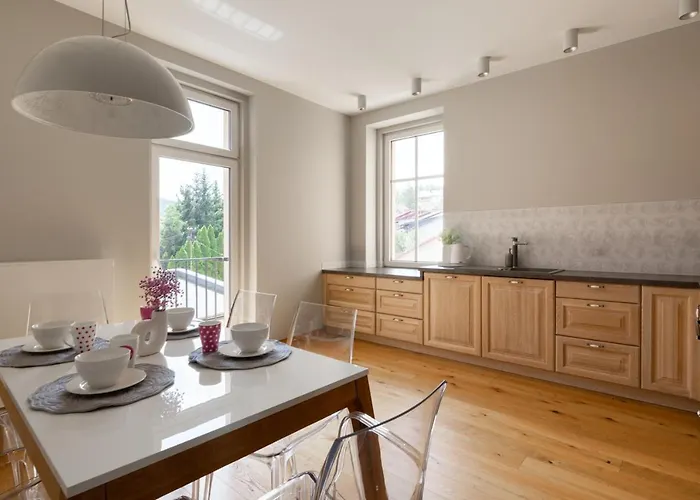 Szafran - Sudeckie Historie Apartment Duszniki Zdrój